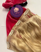 Aplique Tic Tac Invisi MOJO – Loiro Claro 55cm (Cabelo Humano) 160–170g MOJO